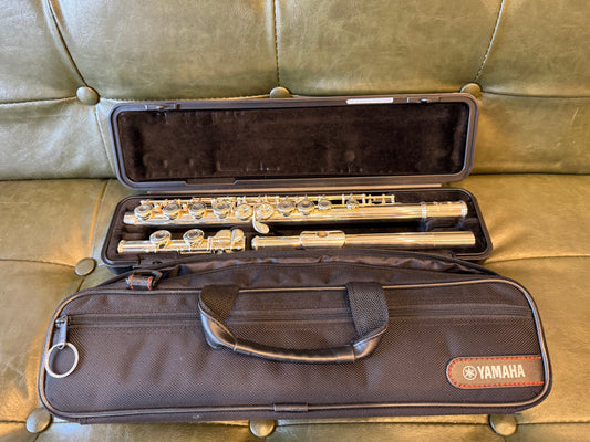 Yamaha YFL-211 Student Flute – Mint Condition, As New