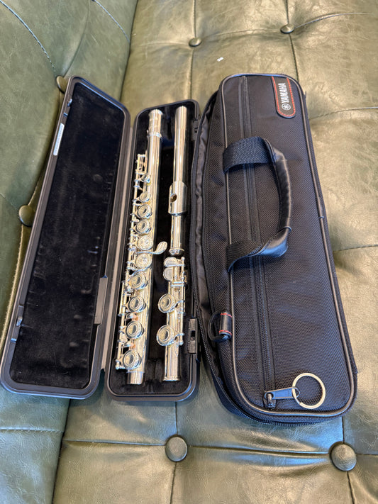 Yamaha YFL-211 Student Flute – Mint Condition, As New